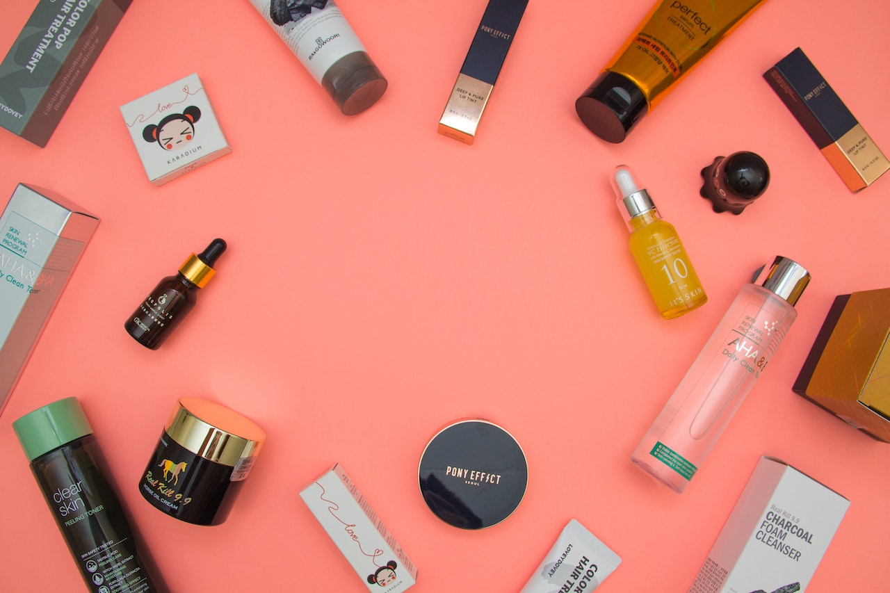 Creme viso - Foto di Ray Piedra/ Pexels.com