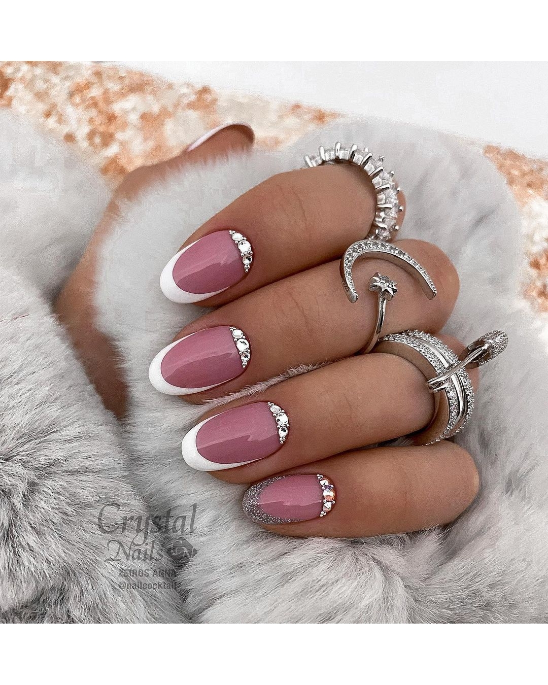 French con base nude - Instagram: @ideas_for_nailart