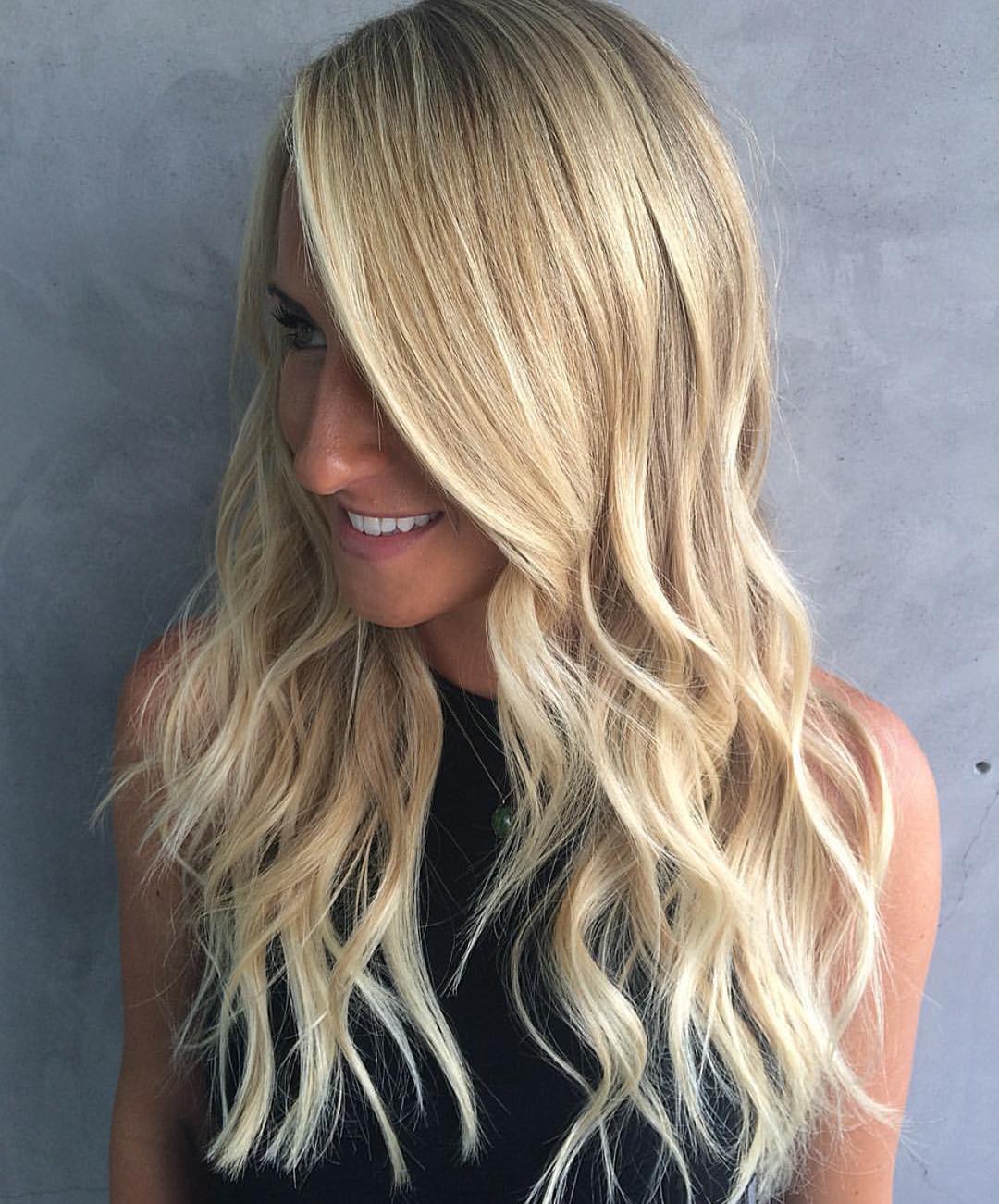Balayage biondo luminoso - @hairstylistsherrib