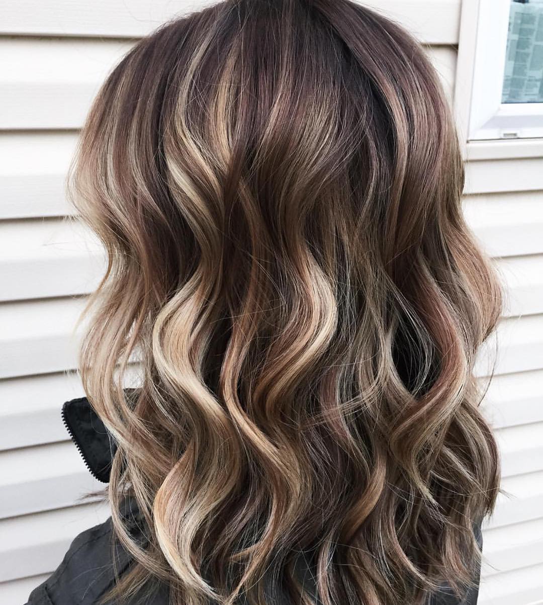 Balayage con tonalità diverse - @sadasalon