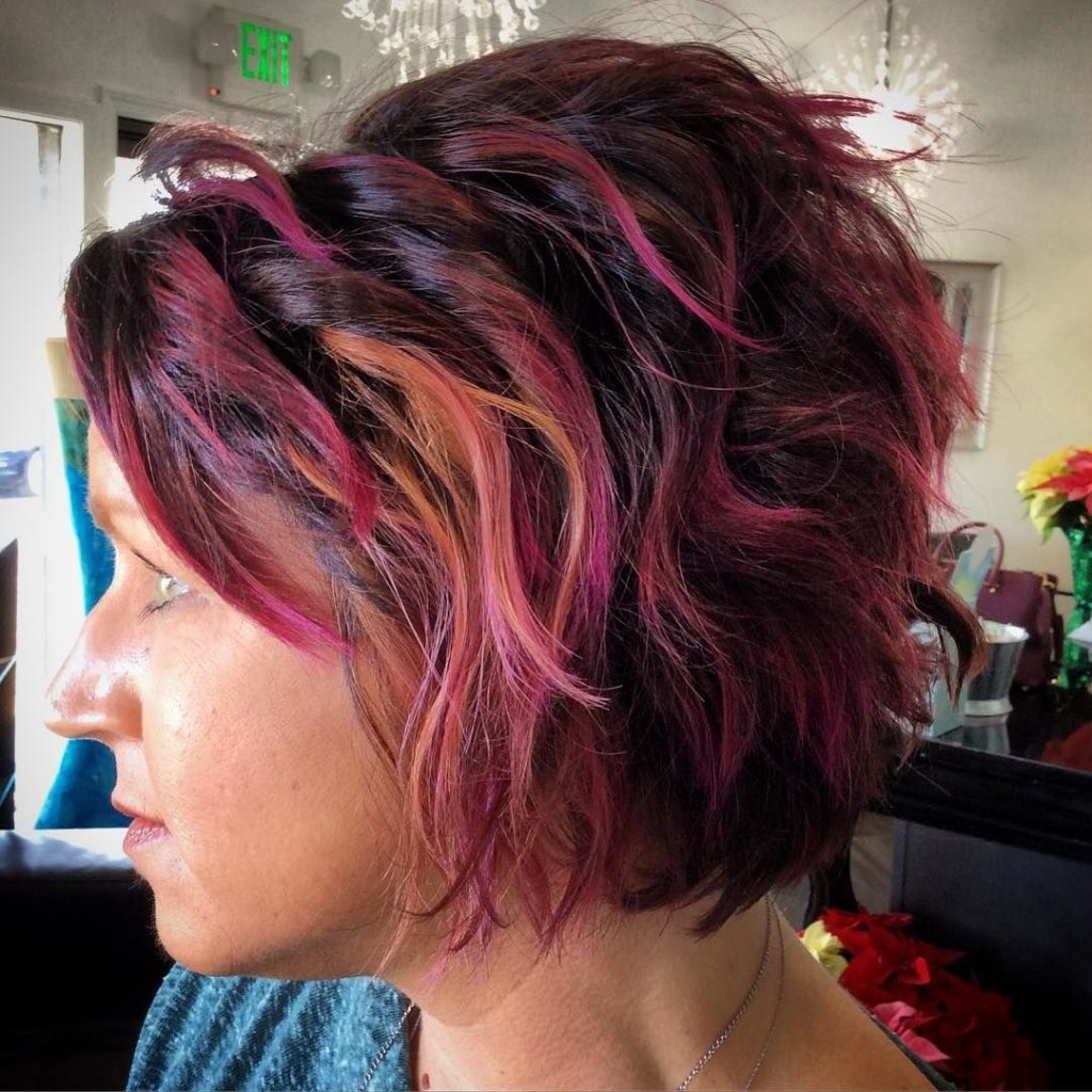 Capelli a caschetto mosso rossi