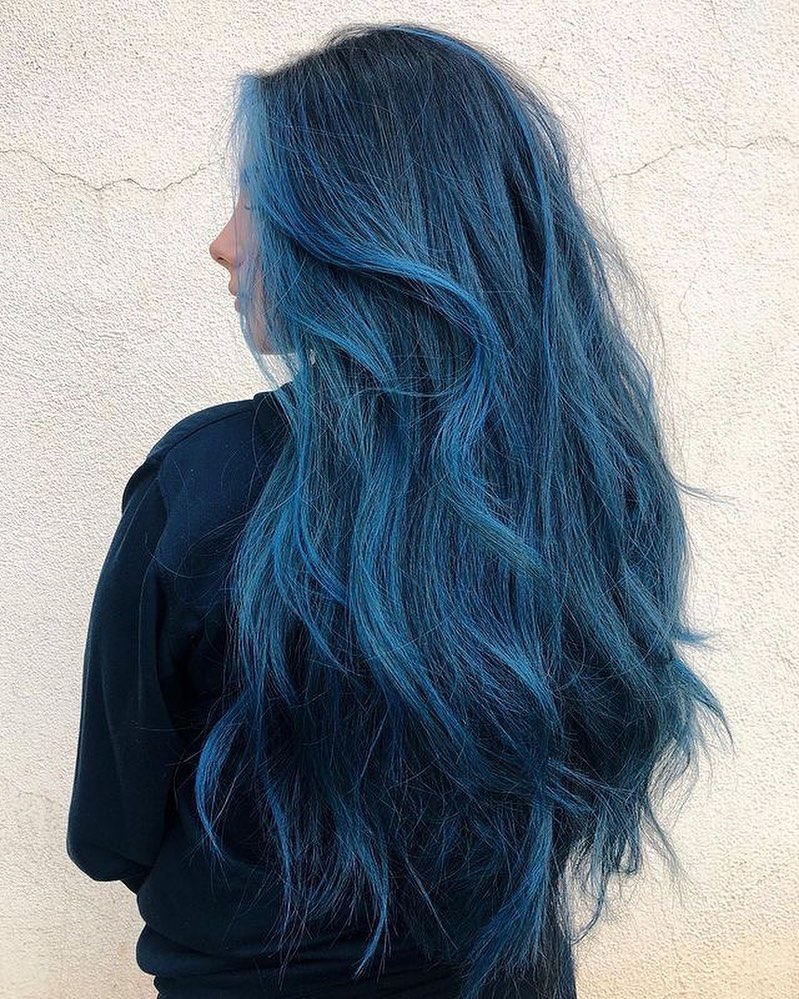 Capelli blu notte - @_heyhelena