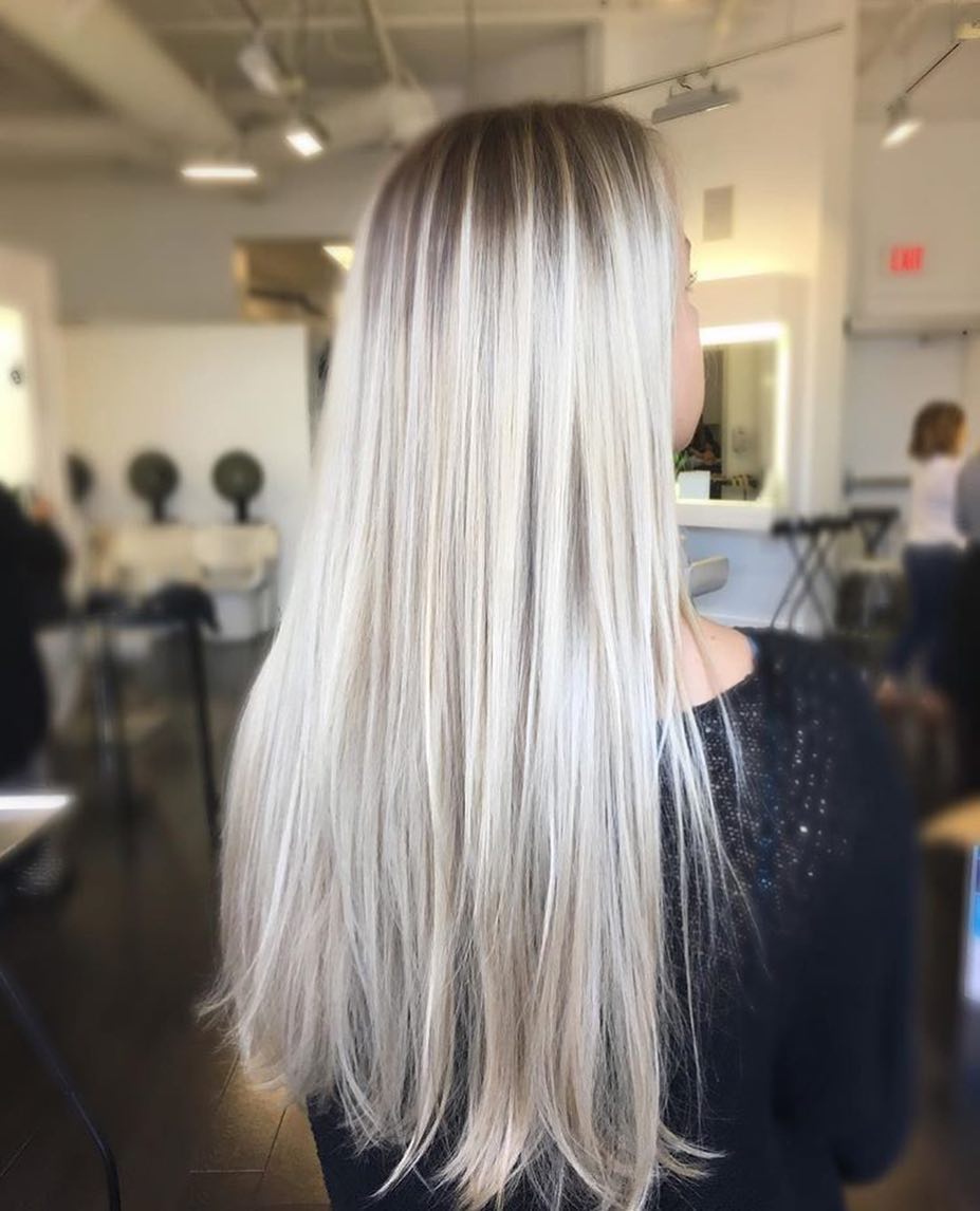 Capelli lunghi biondo freddo - @laurenhairlove