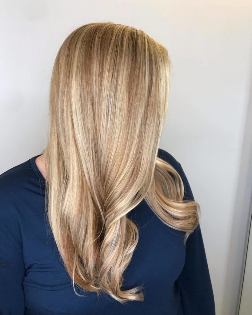 Capelli mossi biondi