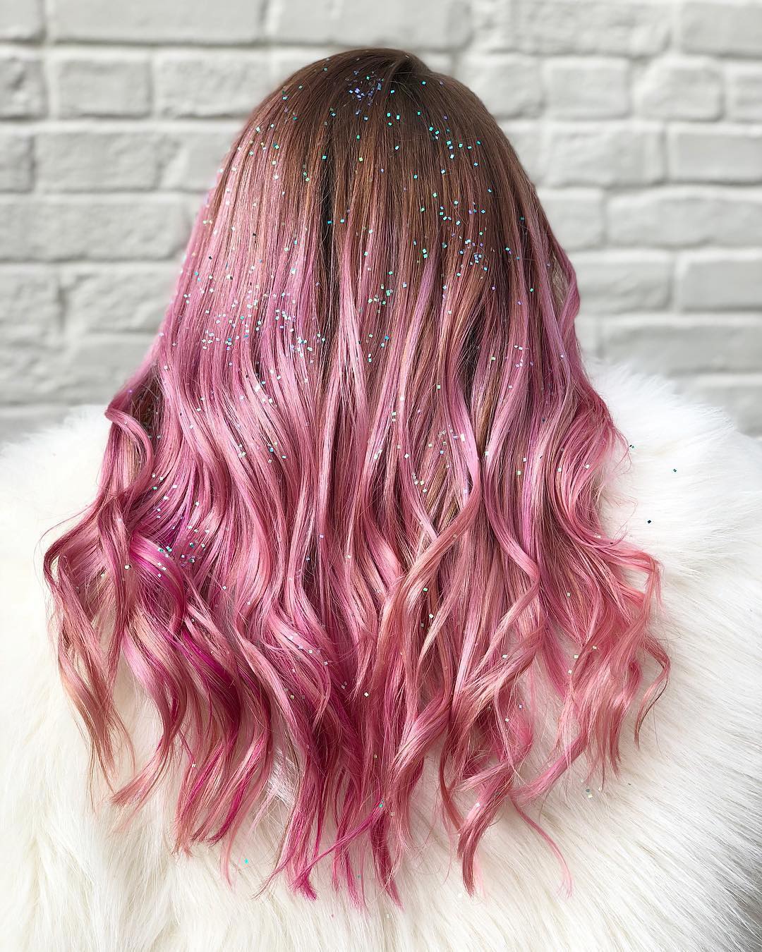 Capelli rosa sfumati - @therighthairstyles