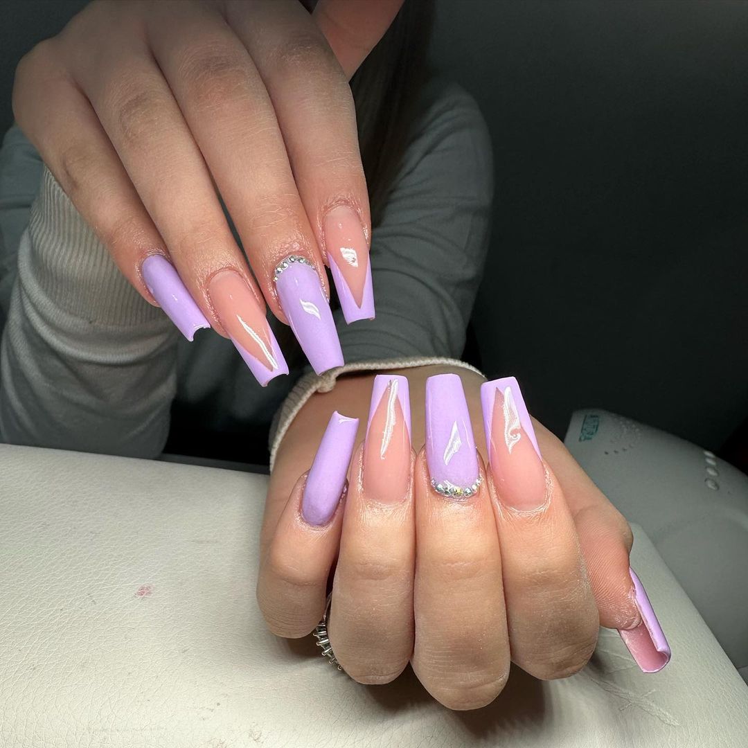 French lilla su unghie quadrate - @mea.nailsss