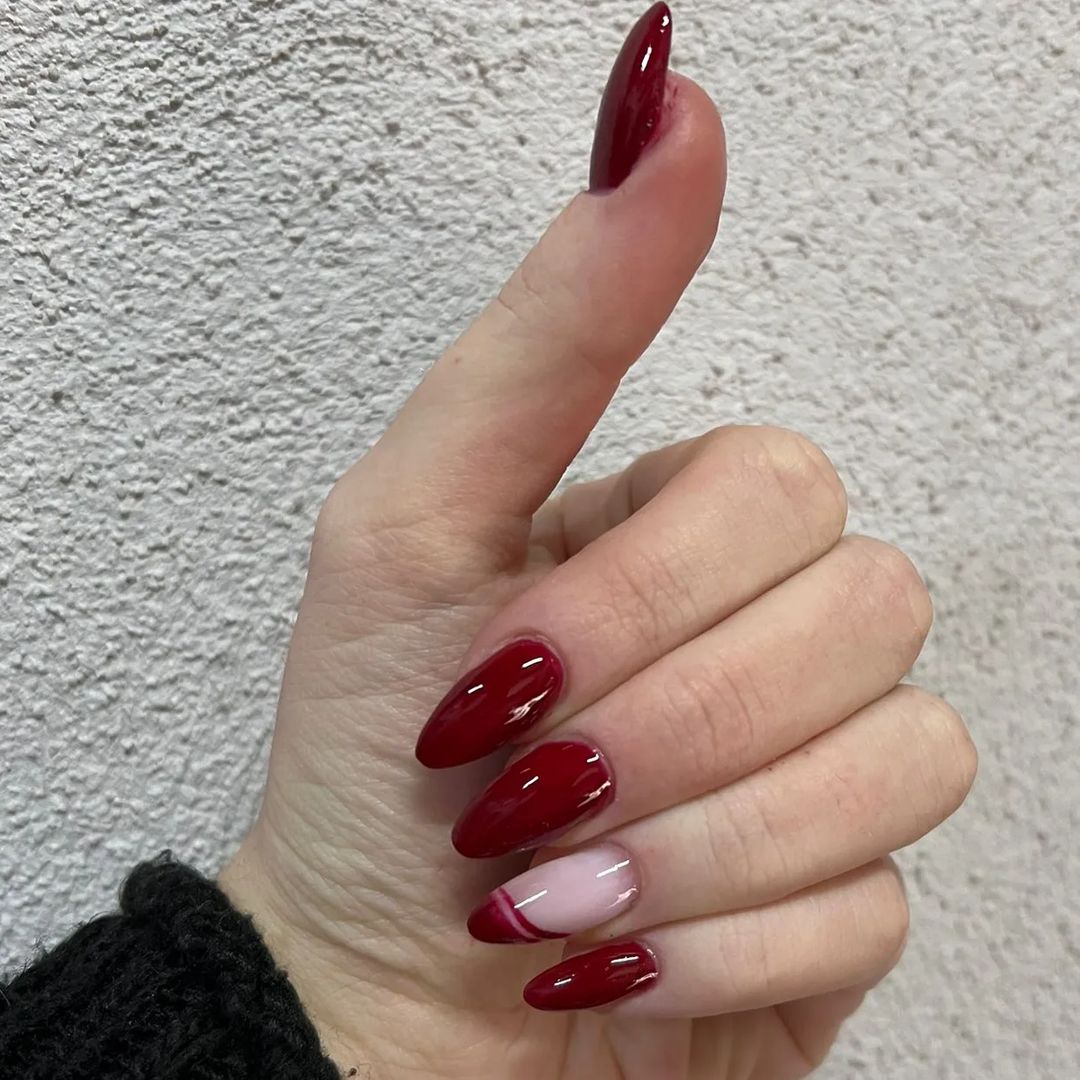 Ricostruzione gel bordeaux - @lovenails76_
