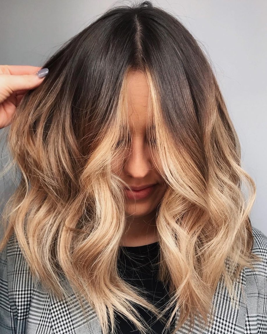 Shatush su caschetto - Instagram: @lis__hair
