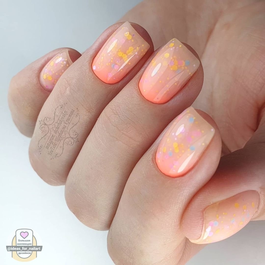 Smalto sfumato dai toni dell'arancio - @ideas_for_nailar