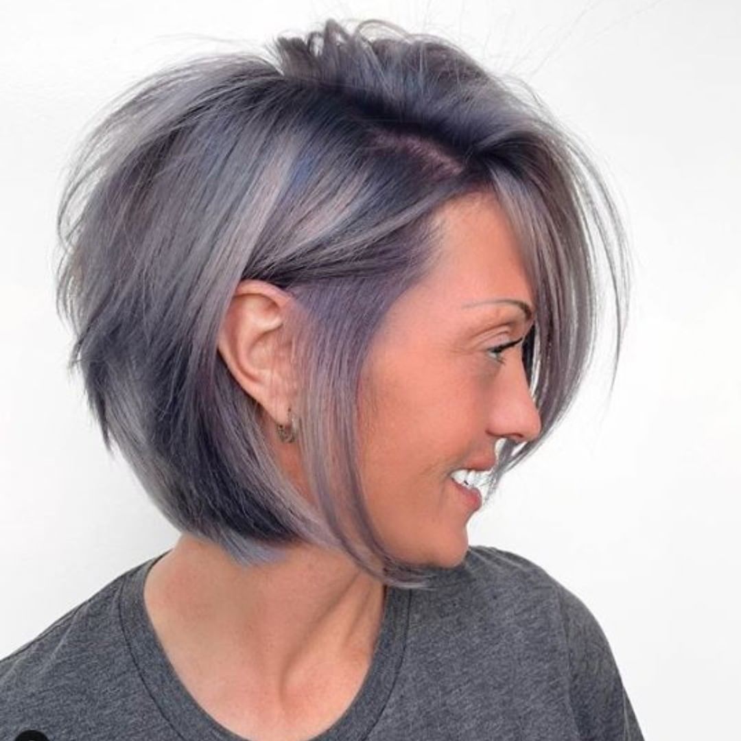 Taglio mullet con sfumature viola - @gkhair