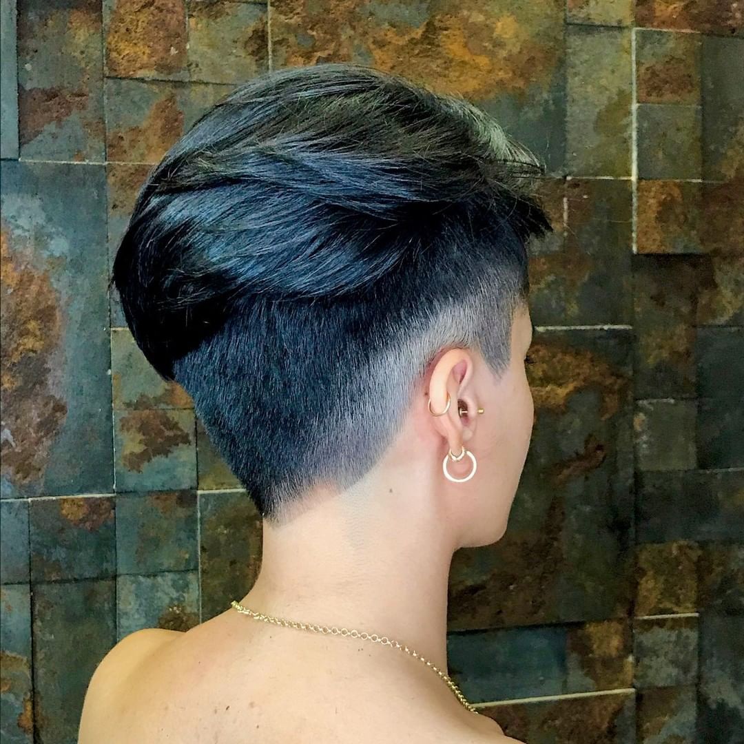 Taglio pixie corto rasato - @isasalustiano