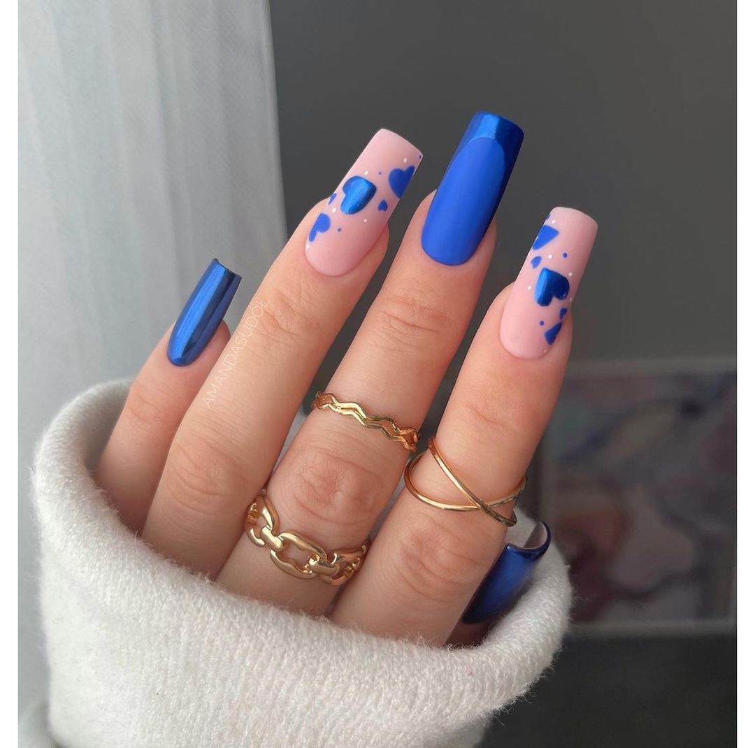 Unghie a ballerina blu elettrico - @amanda.sudolll