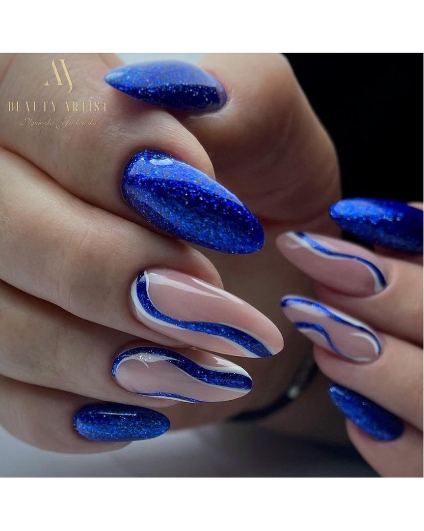 Unghie blu a mandorla - @ideas_for_nailart