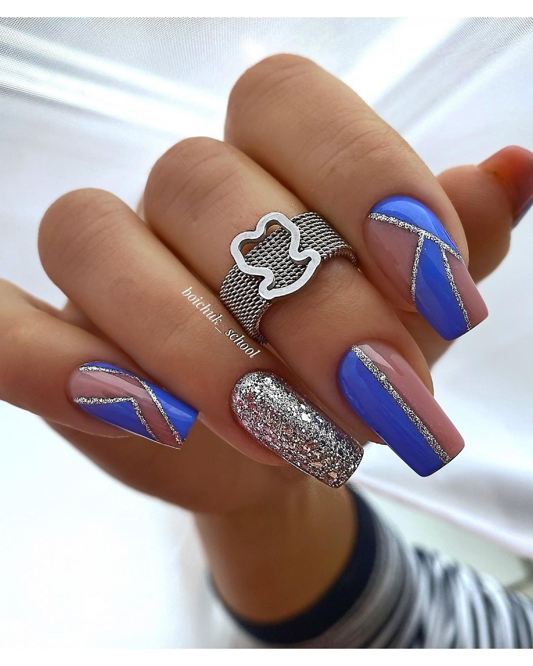 Unghie gel quadrate azzurre - @boichuk_school
