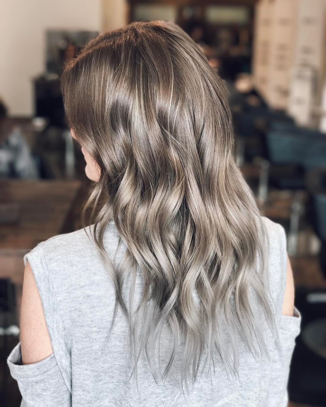 Balayage grigio - @cameronnichols_ 