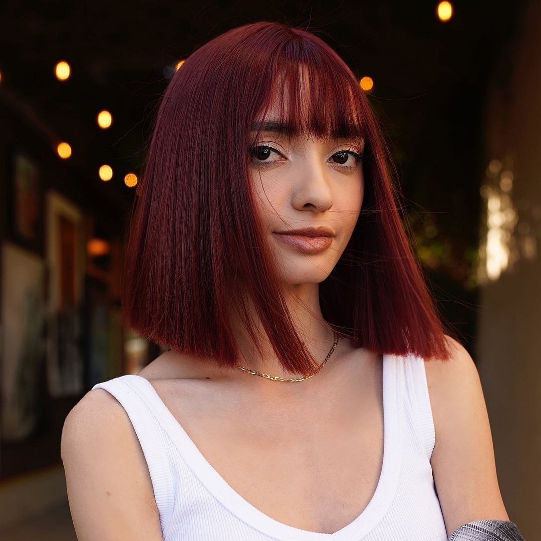 Caschetto rosso con frangia - @bescene