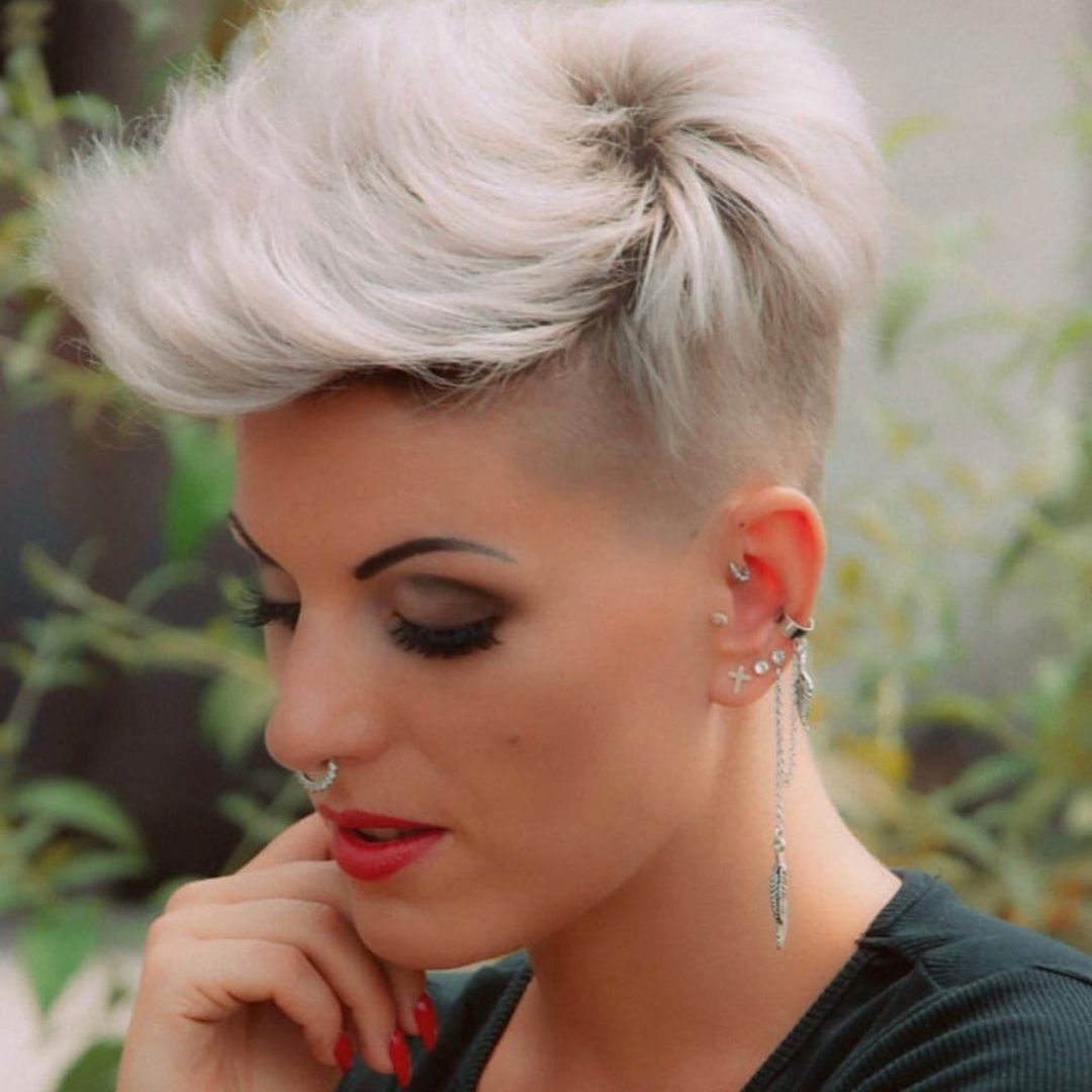 Pixie con ciuffo voluminoso - @verenas.dailylife
