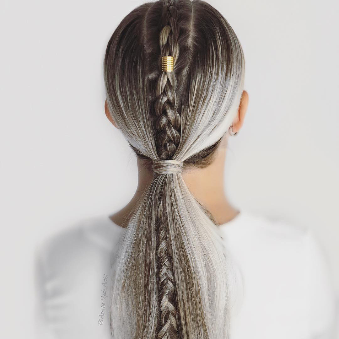 Acconciatura coda con treccia - Instagram: @therighthairstyles