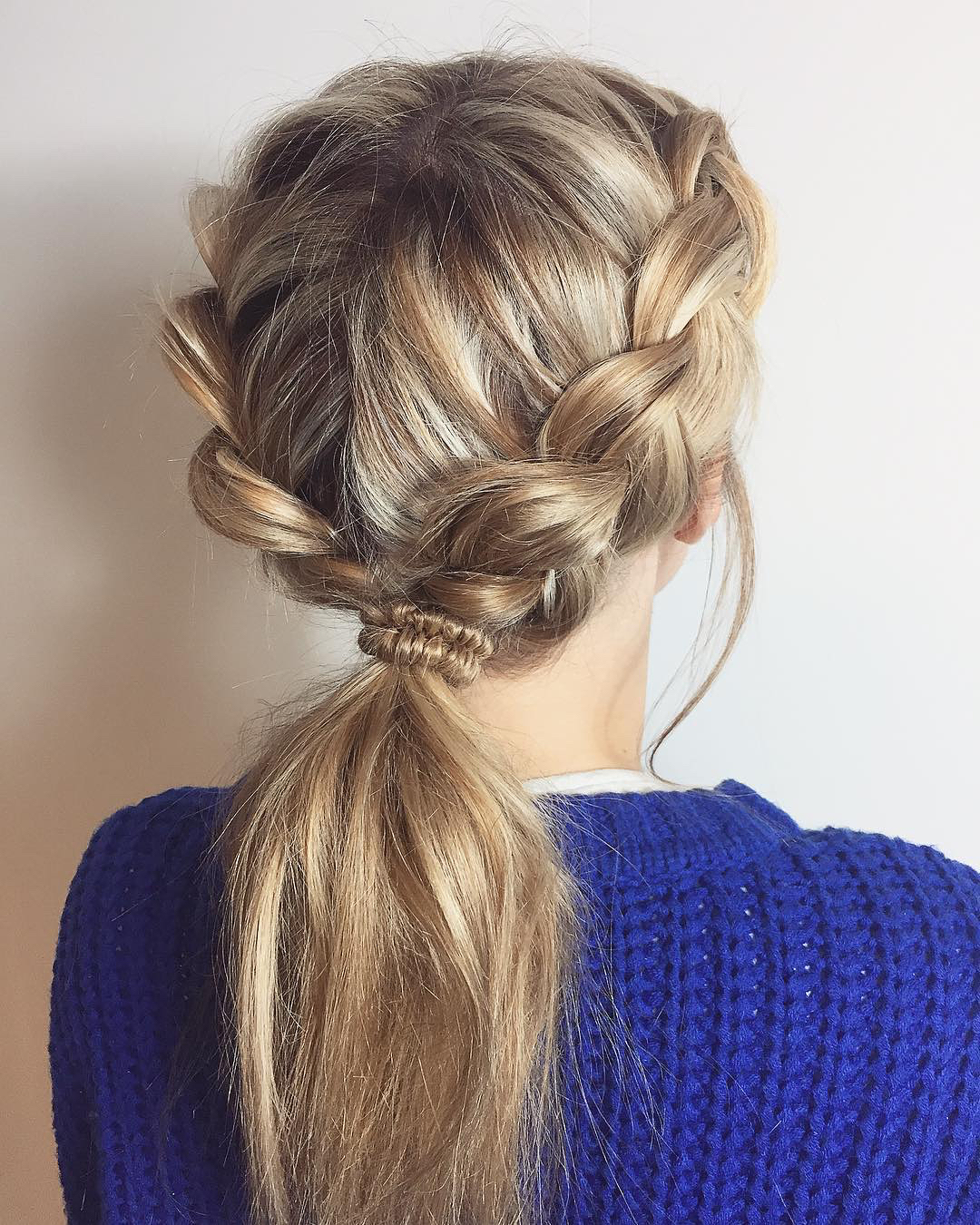 Acconciatura elegante con coda bassa - Instagram: @michaelgrayhair 