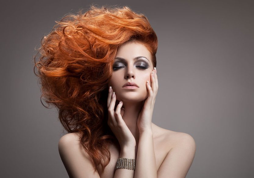 Capelli lunghi vigorosi