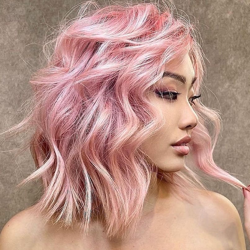Caschetto rosa - Instagram: @john.n1115