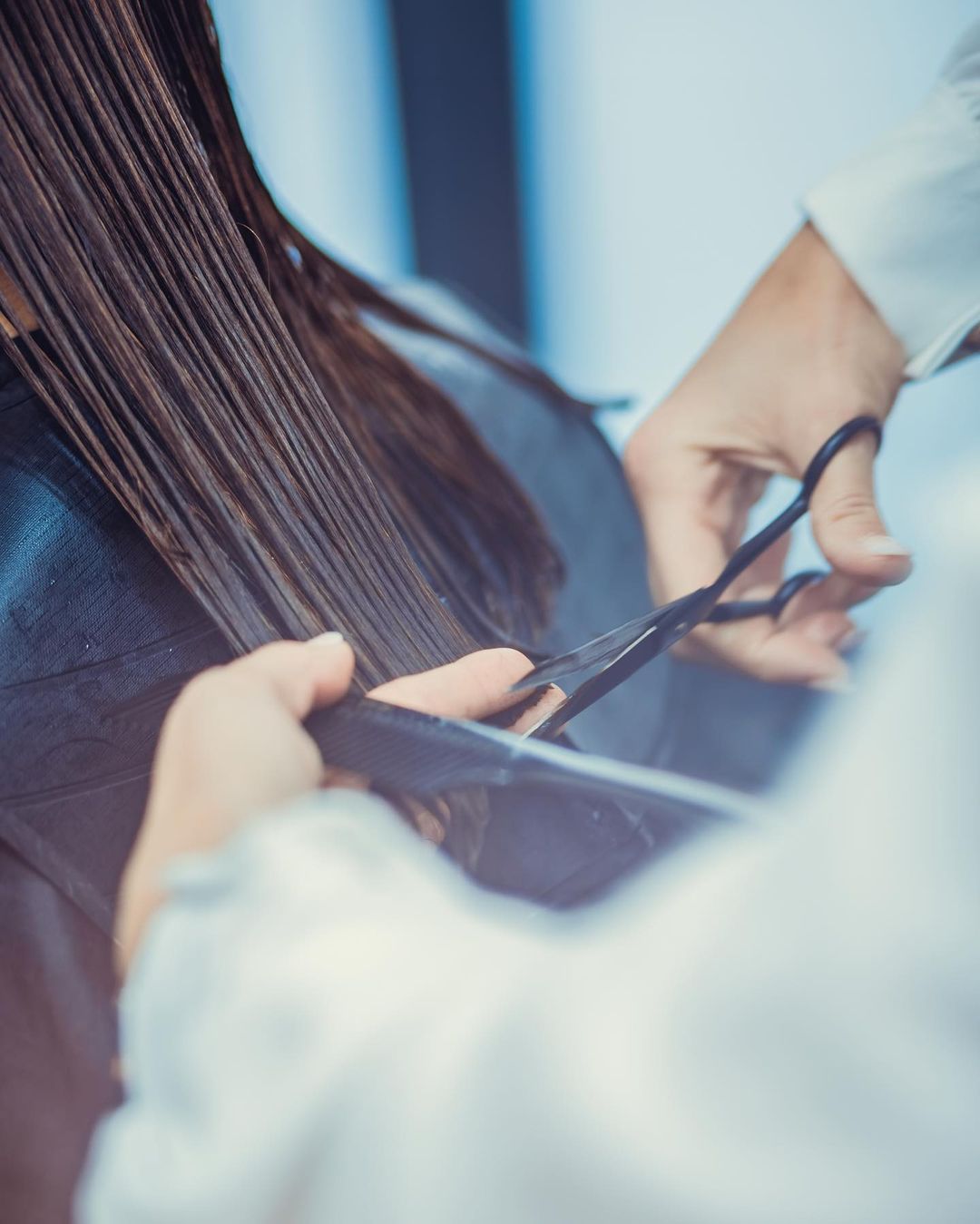 Come si esegue il taglio a U - Instagram: @zappa_hair