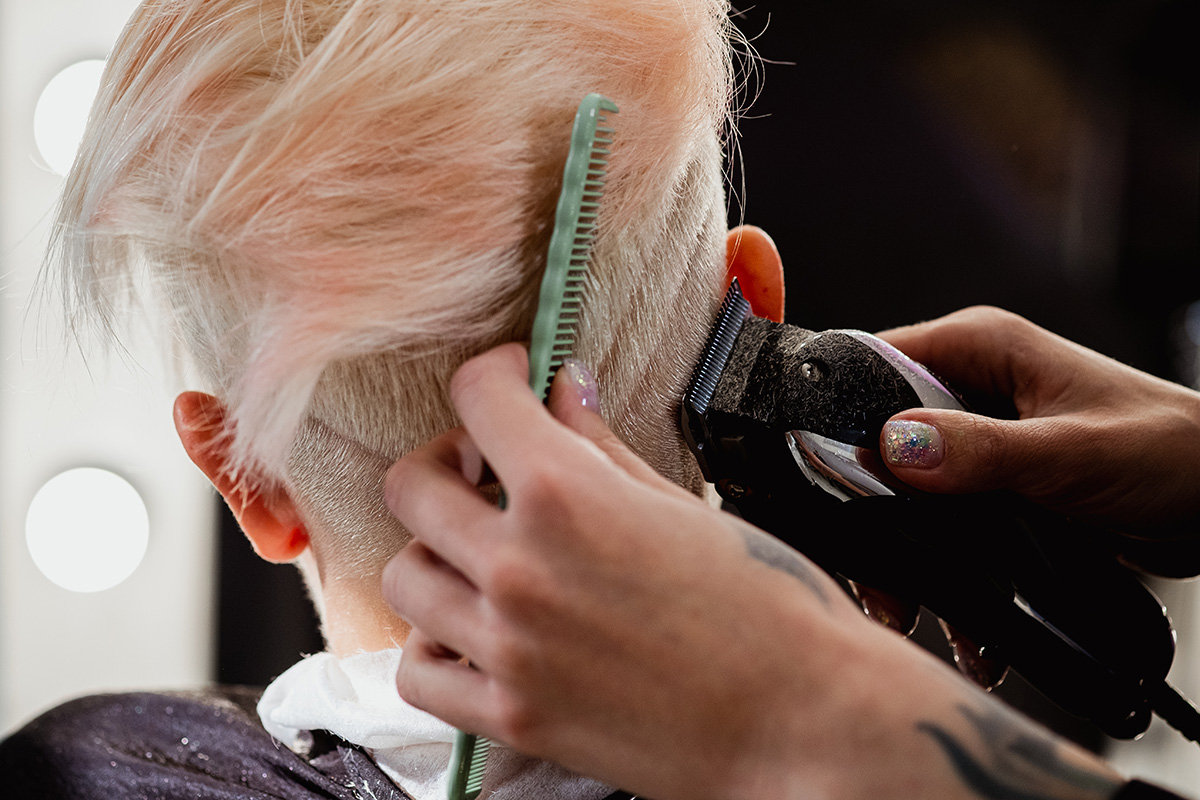 Perché tagliare i capelli - @adobestock.com