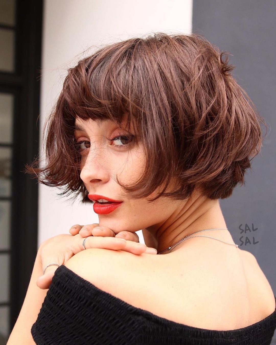 Pixie medio-corto - Instagram: @salsalhair