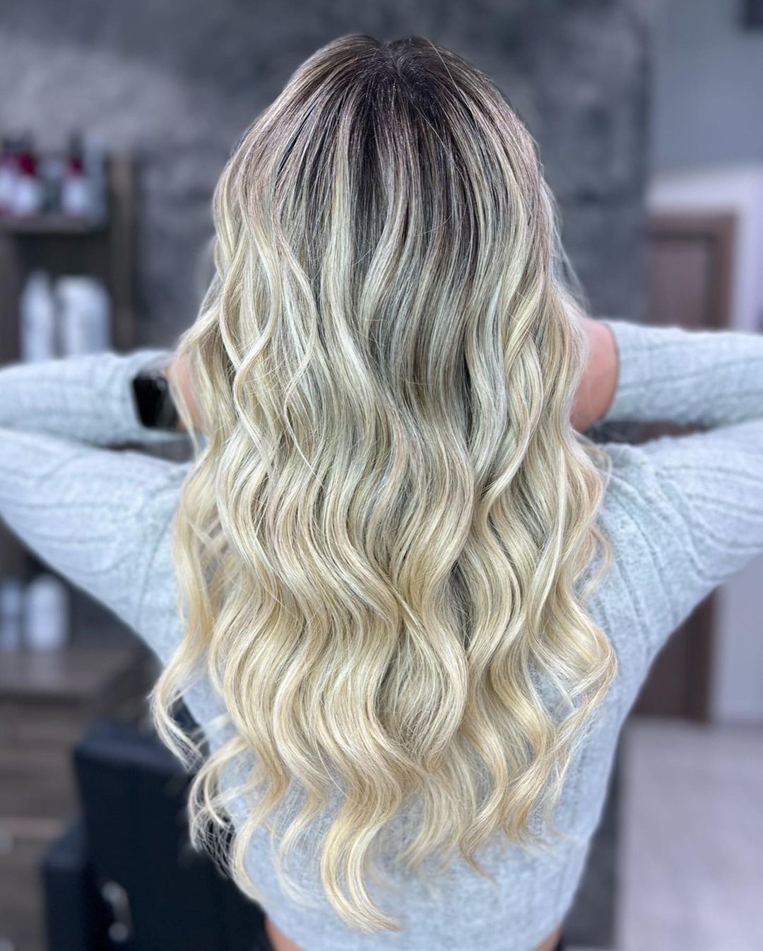Sfumature biondo freddo - Instagram: @hairmax_parrucchieri