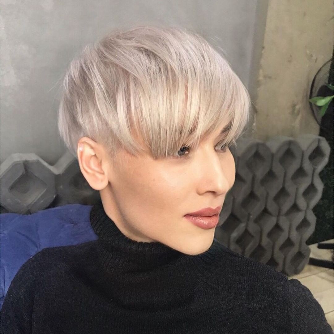 Taglio pixie molto corto - Instagram: @vlasova_elena_guru