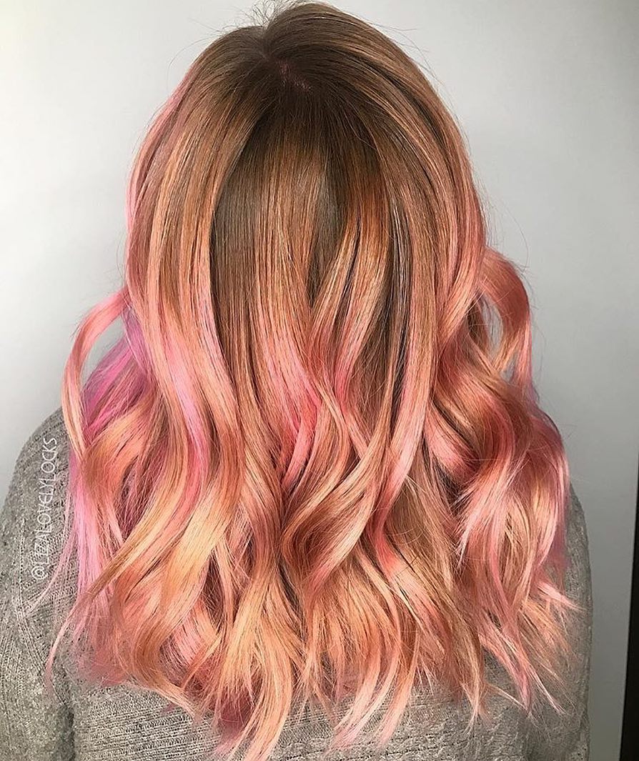 Balayage rosso fragola - Instagram: @lizalovelylocks