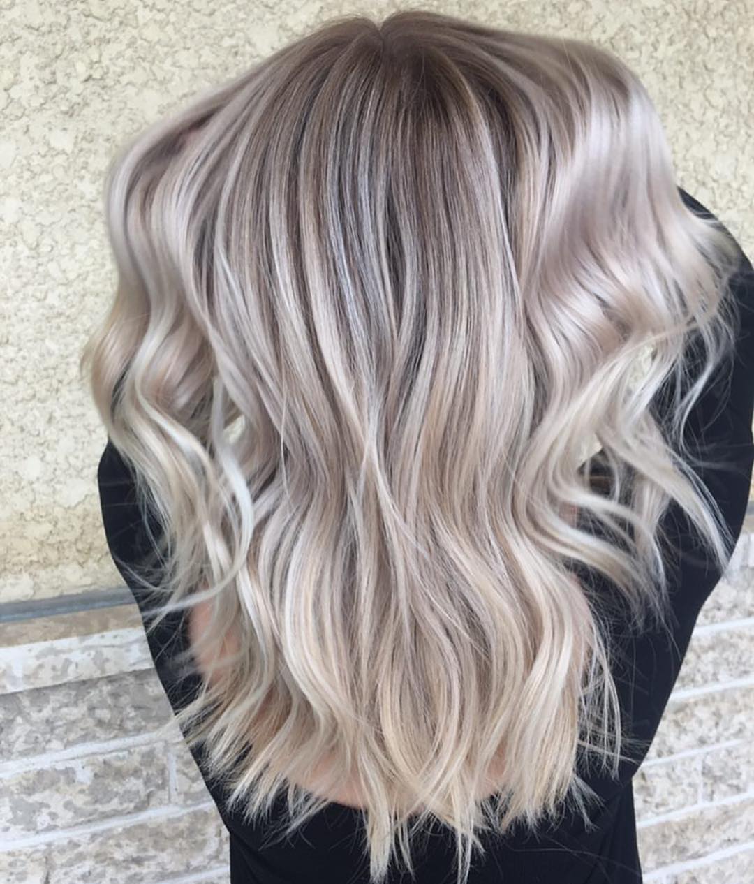 Balayage vanilla ice - Instagram: @styles.by.sarah