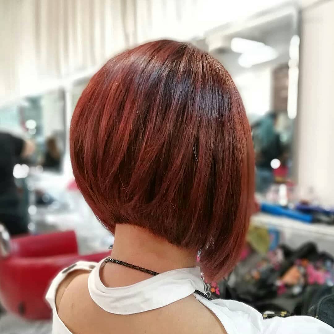 Caschetto corto rosso - Instagram: @rambutpixie