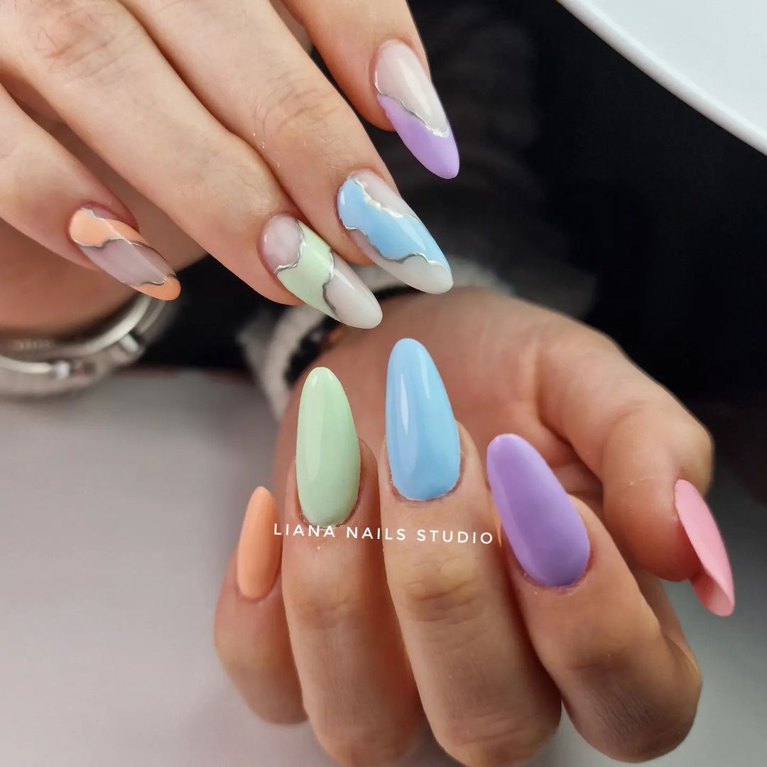 Nail art effetto marmo - Instagram: @iananails.studio