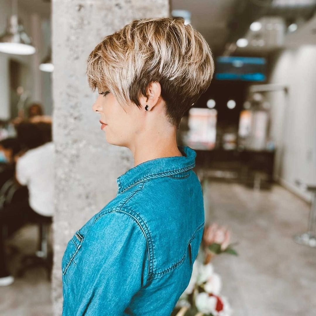 Pixie a due colori - Instagram: @mariamrtnayuso