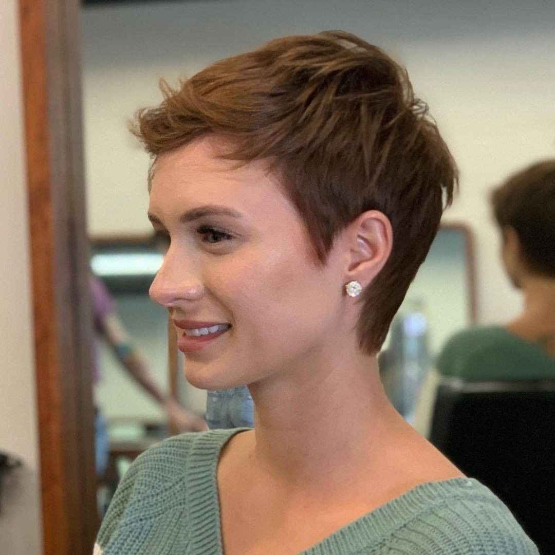 Pixie corto sfilato - Instagram: @justindillaha_hair