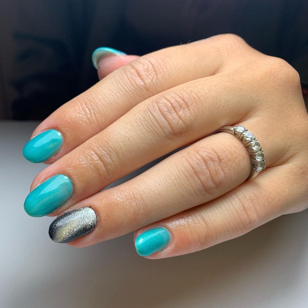 Smalto termico verde acqua - Instagram: @sabrynails50