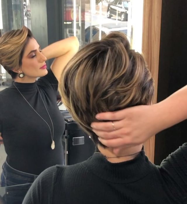 Taglio pixie un po' più lunghetto