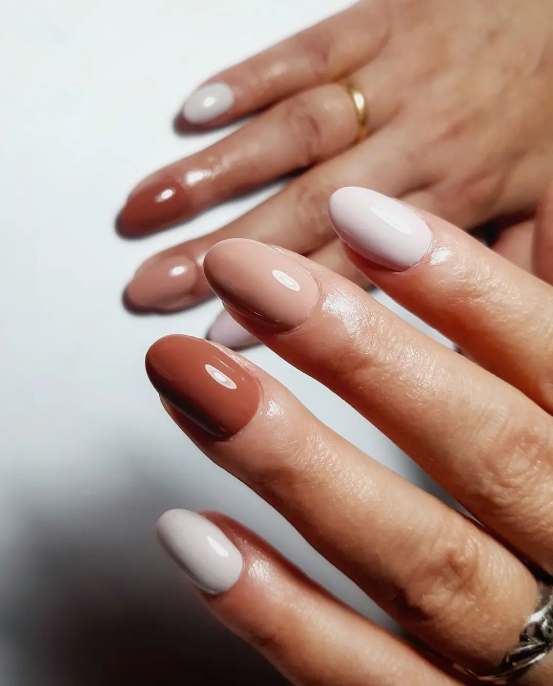 Unghie Vanilla - Instagram: @wom_n_