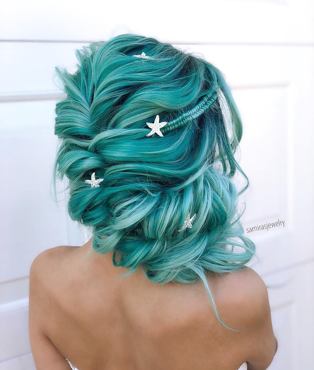 Capelli verde sirena intrecciati
