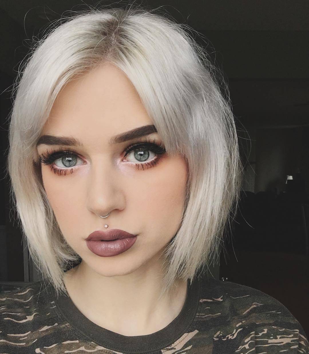 Caschetto corto bianco - Instagram: @fernxallysa