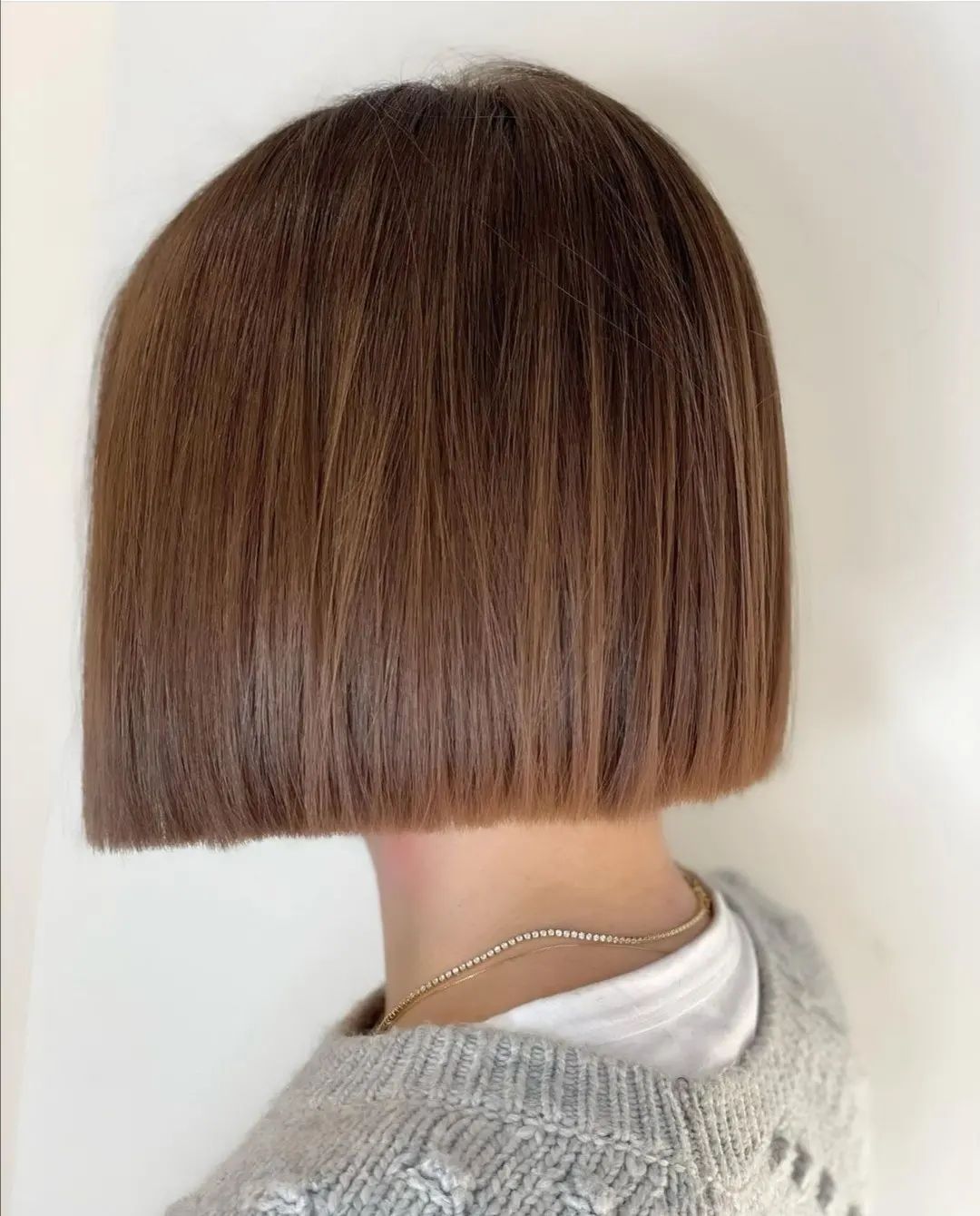 Caschetto corto pari - Instagram: @missmelissa_hair