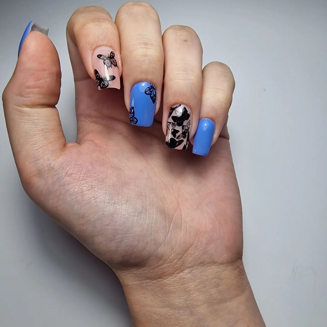 Nail art con farfalle - Instagram: @anna.nails_92
