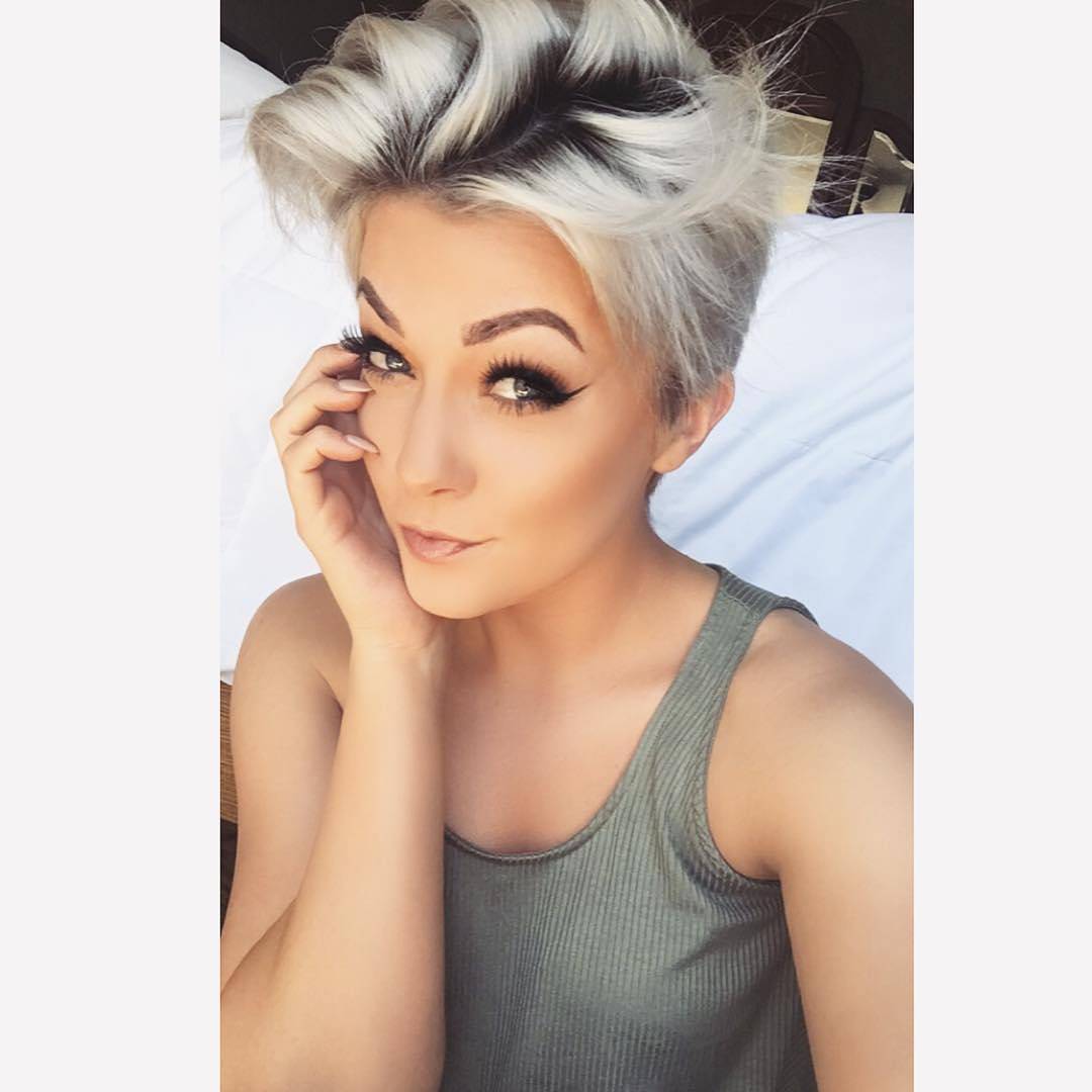 Pixie sbarazzino - Instagram: @clare.es
