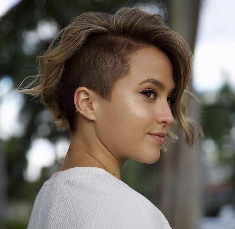 Pixie versione lunga - Instagram: @lizpaintshair