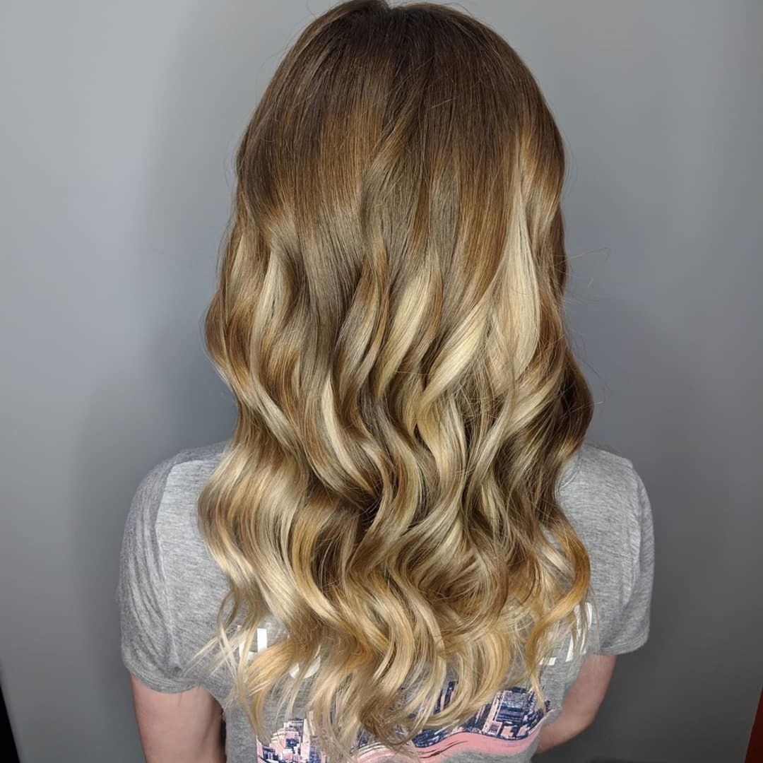 Sfumature bionde - Instagram: @hairbymegan87 
