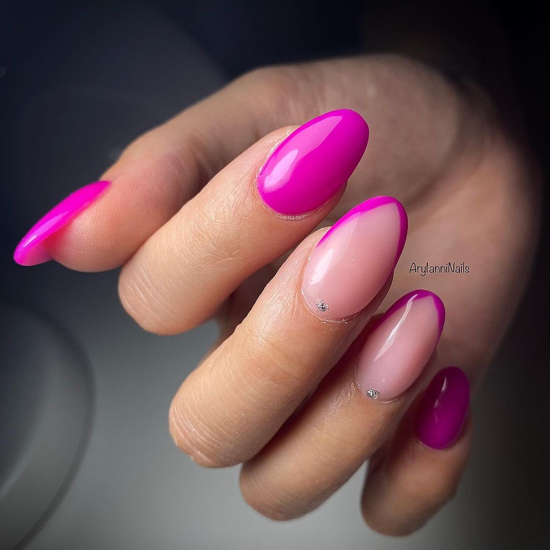 Unghie fucsia - Instagram: @aryianni_nails