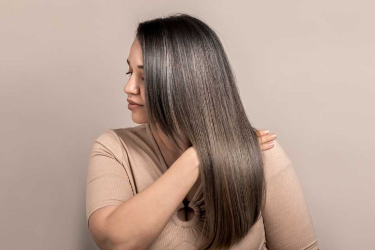 Tendenza capelli, cosa sono i "glazed donut hair"