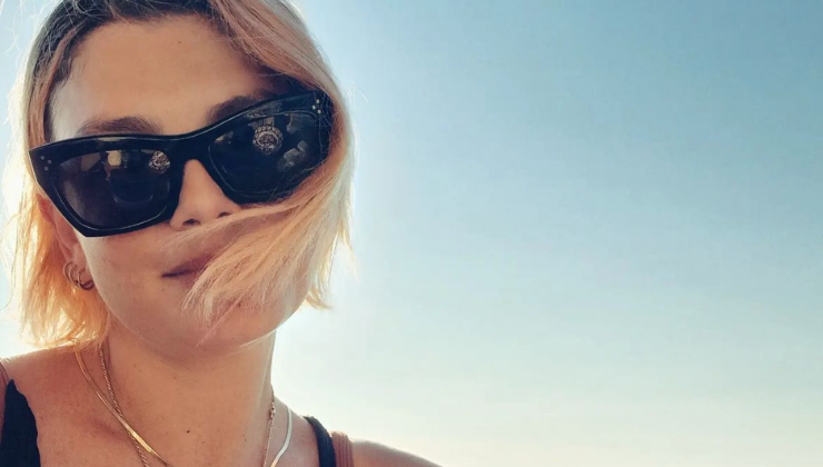 Emma Marrone si gode l'estate in spiaggia