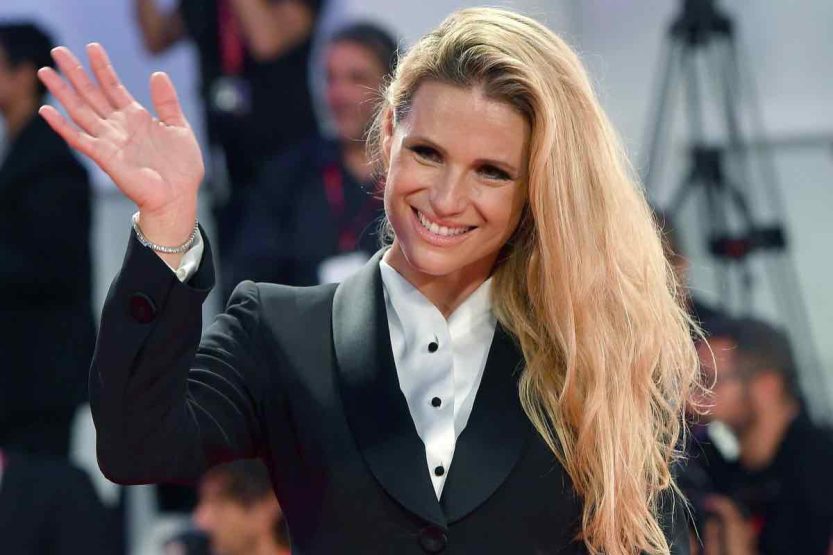 Michelle Hunziker costume